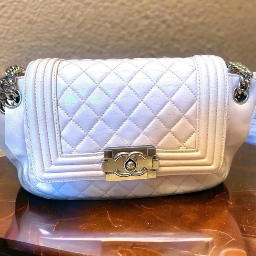 👜SOLD 👜2,000 👜Chanel Flap Handbag - Picture 6 of 16